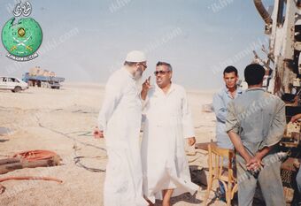 الحاج-محمد-رحمي-والدكتور-رشاد-البيومي-أثناء-العمل-في-منتصف-الثمانينيات.jpg