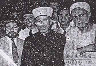 الحاج-محمد-أمين-الحسيني-مفتي-فلسطين-والإمام-البنا.jpg