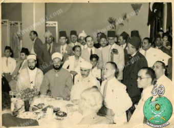 ملف:حفل-أقيم-عام-1947ي-الغندور.jpg