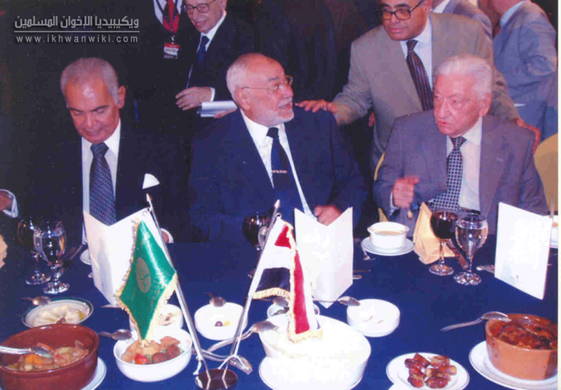 ملف:الأستاذ-المرشد-والدكتور-عزيز-صدقى-وحسن-نافعة-ومحمد-فريد-عبد-الخالق.png
