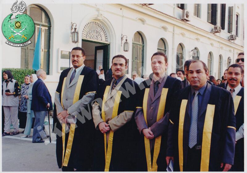 ملف:باسم-عودة-وقت-تخرجه-من-الجامعة.jpg