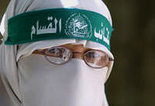 زوجة الشهيد.jpg
