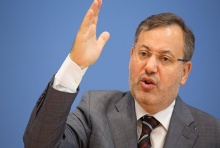 أحمد منصو.jpg