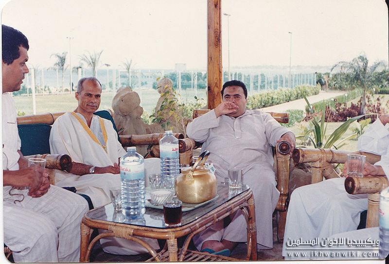 ملف:الأستاذ-علي-نويتو-والأستاذ-الشريف-في-استراحته.jpg