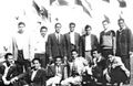 . الجالسون الأول من اليسار الشهيد محمد سعيد باعباد.jpg