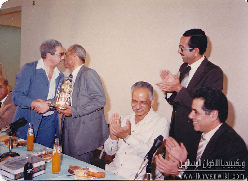 ملف:الأستاذ-علي-نويتو-في-حفل-تقاعده-على-المعاش-04.jpg