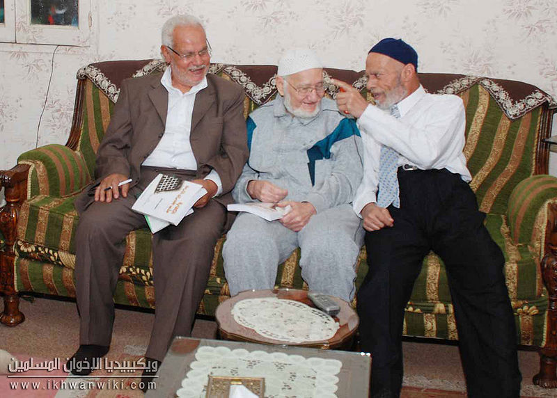 ملف:محمود-حامد-وعبدالرحمن-البنان-وعلي-نويتو.jpg
